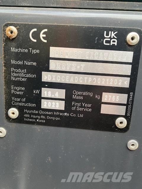 Develon DX 27 Z-7 Miniescavatori