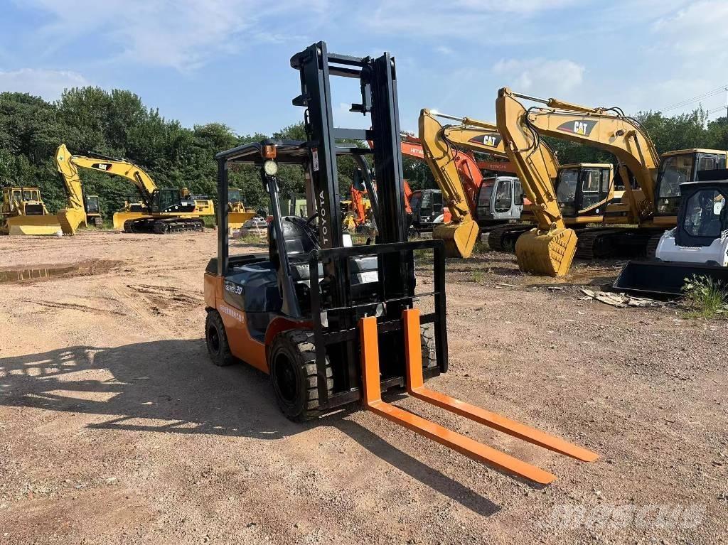 Toyota 30 forklift Carrelli elevatori diesel