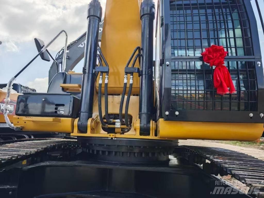 CAT 330 Escavatori cingolati