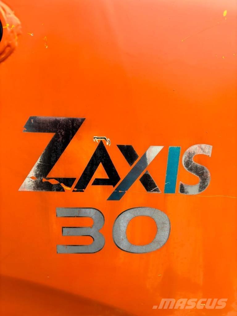 Hitachi ZX 30 Miniescavatori