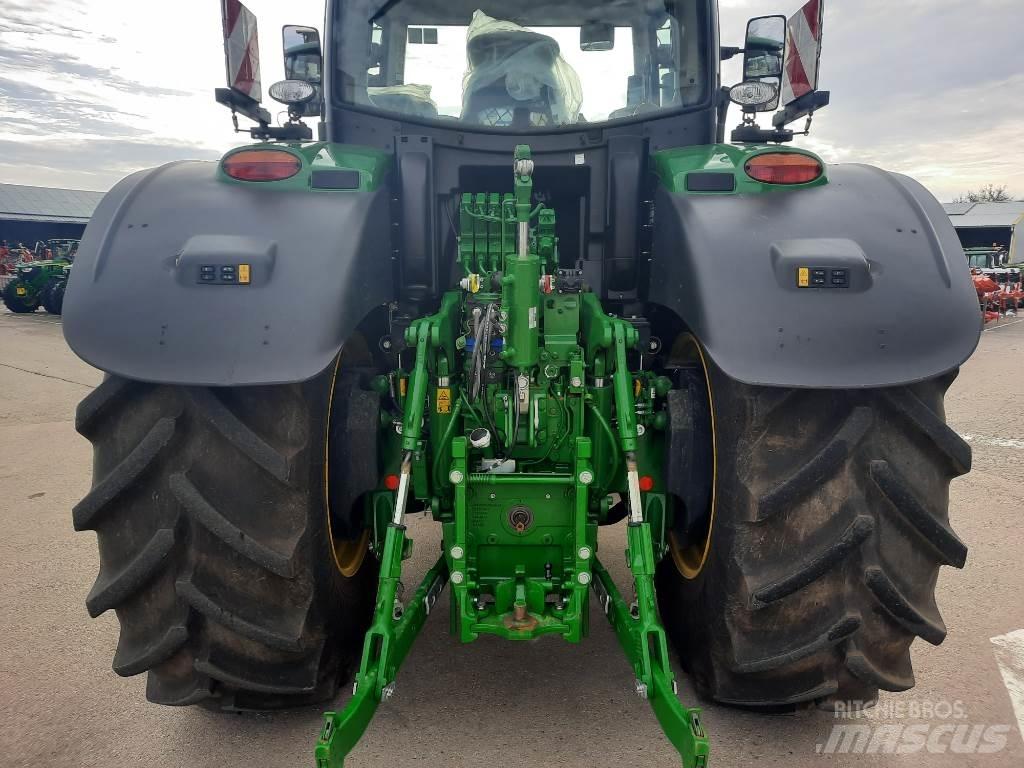 John Deere 6R230 Trattori