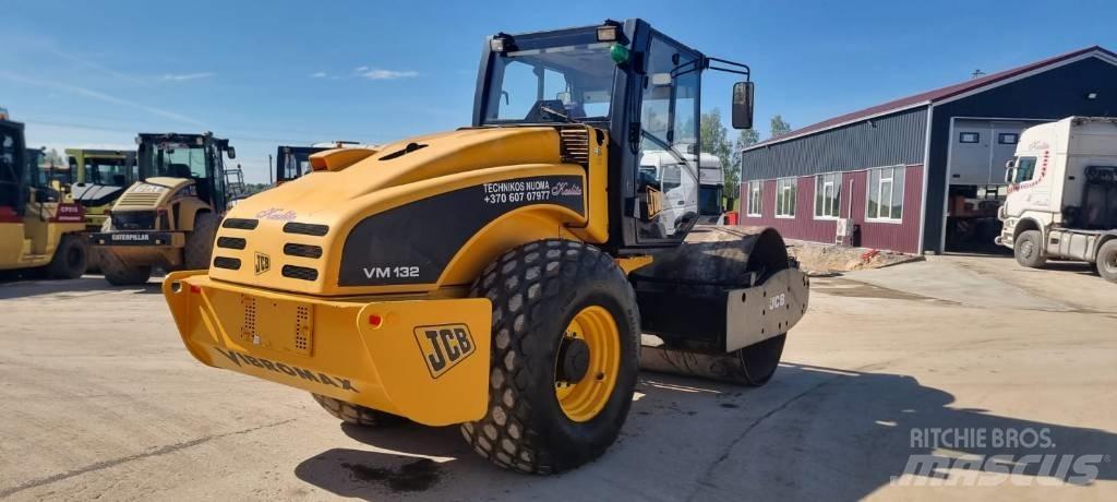 JCB VM 132 Compattatori da suolo