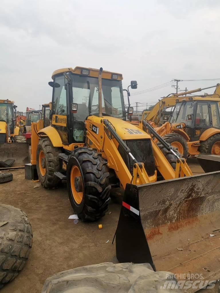 JCB 4 CX Terne