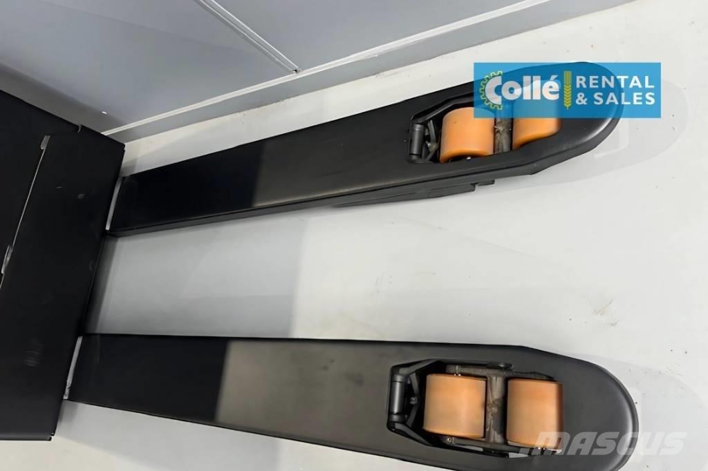 Toyota LWE160 | 2023 Transpallet manuale