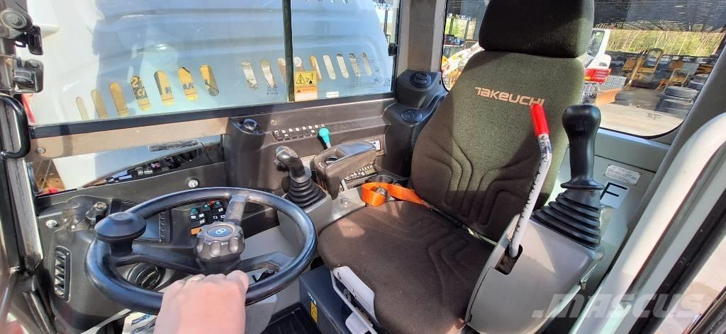Takeuchi TB 295 W Escavatori gommati