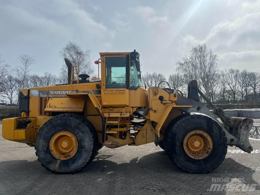 Volvo L 180 C Pale gommate