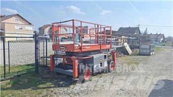 SkyJack SJ6832RTE Piattaforme a pantografo