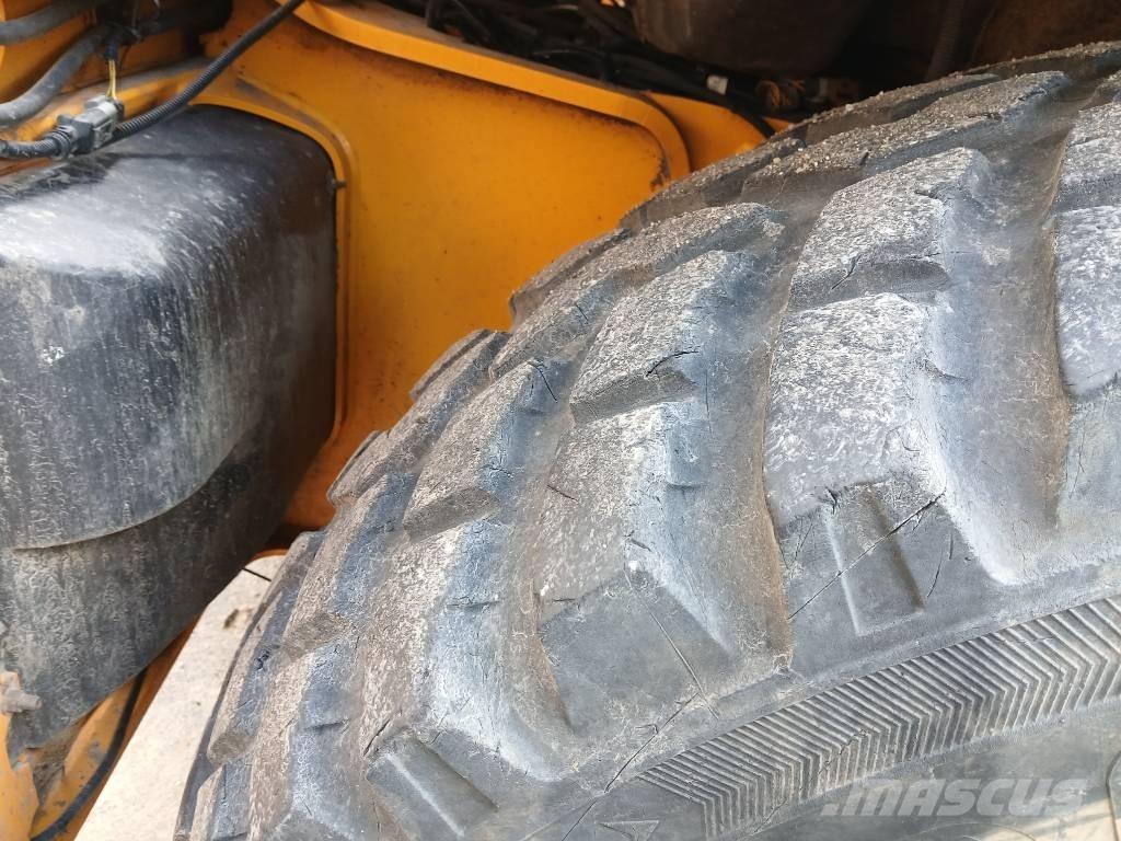 JCB 4cxProAEC Terne