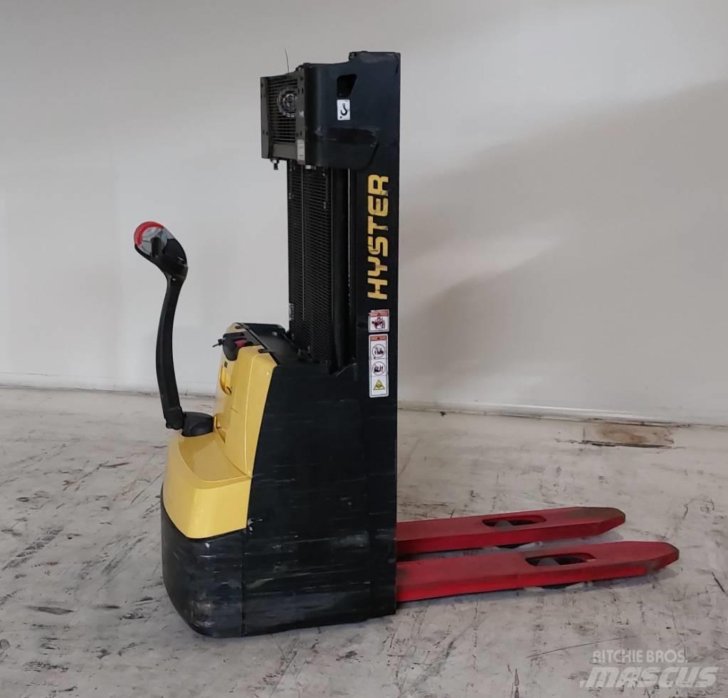Hyster S 1.0 Transpallet uomo a terra