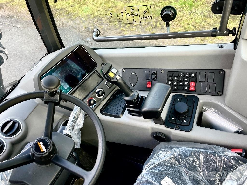 CASE 321 F Pale gommate