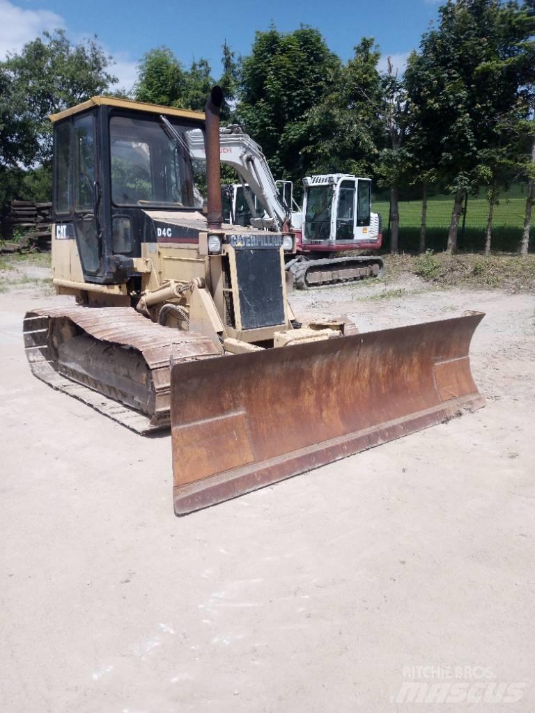 CAT D 4 C Dozer cingolati