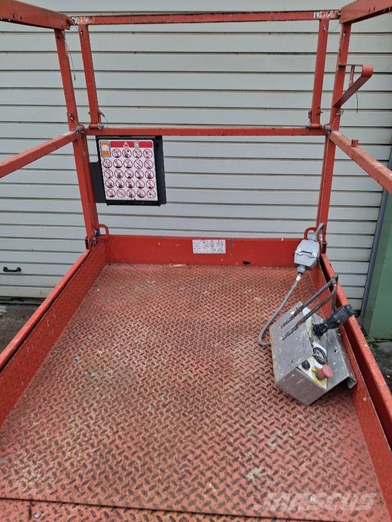 SkyJack SJ III 4632 Piattaforme a pantografo