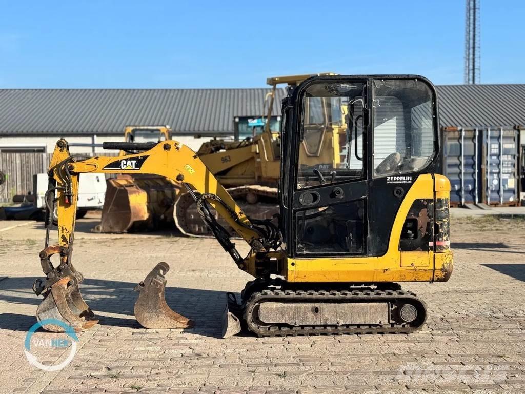 CAT 301.6C Miniescavatori