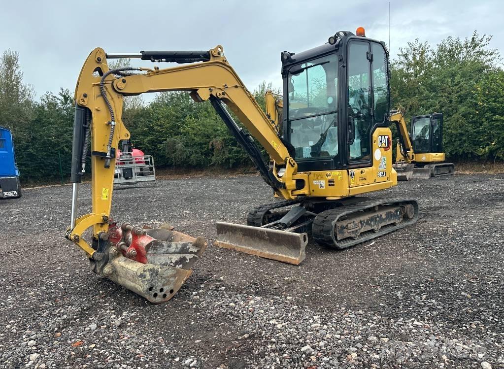 CAT 302.7 CR Miniescavatori