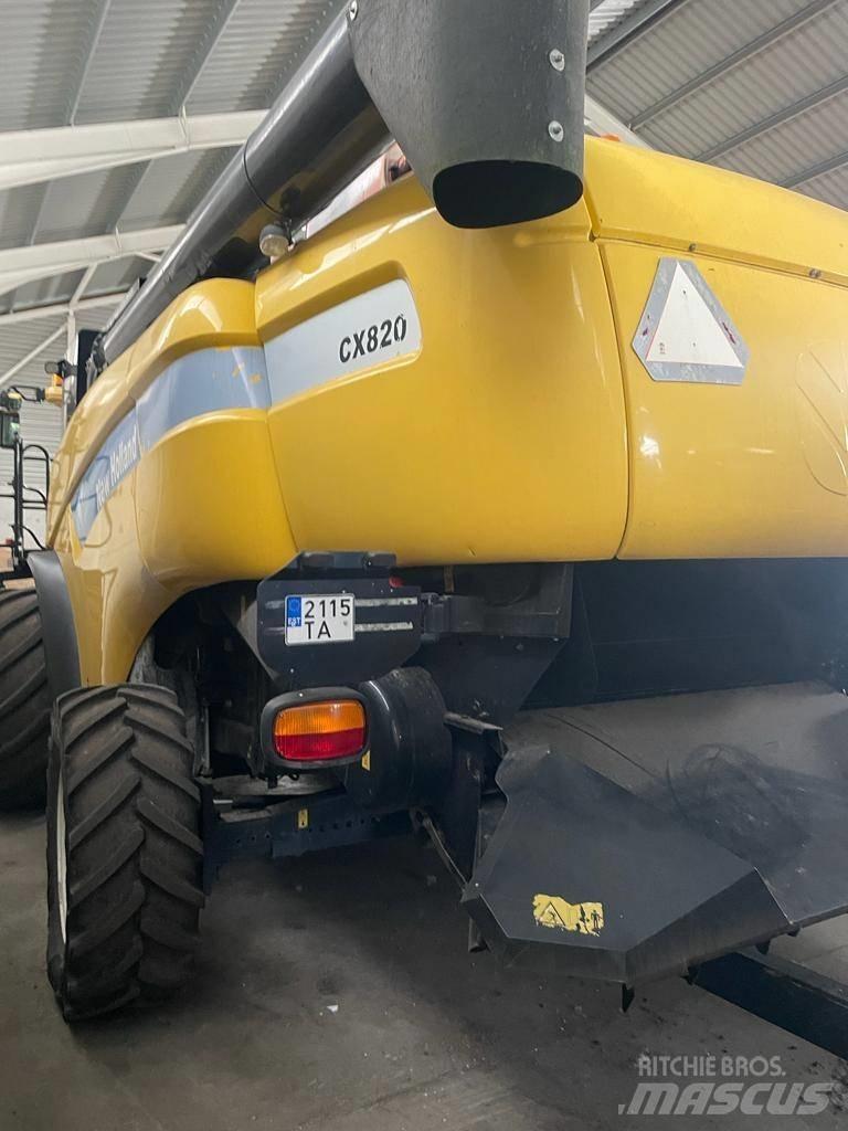 New Holland CX 820 Mietitrebbiatrici