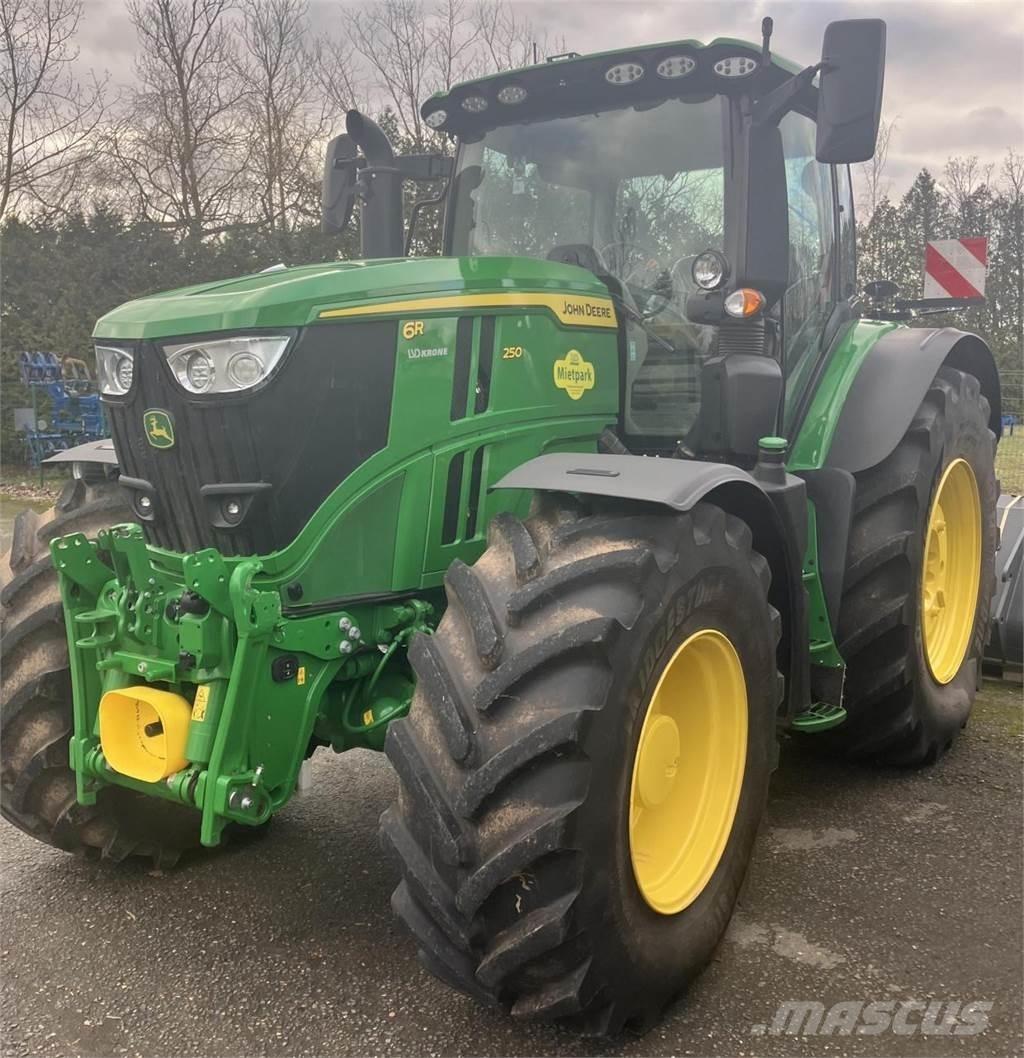 John Deere 6R 250 Trattori