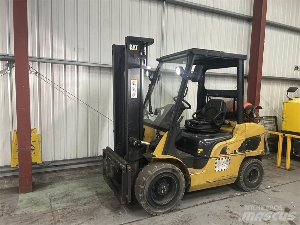 CAT GP35NT Carrelli elevatori GPL