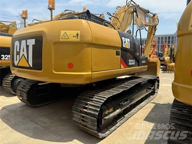 CAT 323 D L Escavatori cingolati