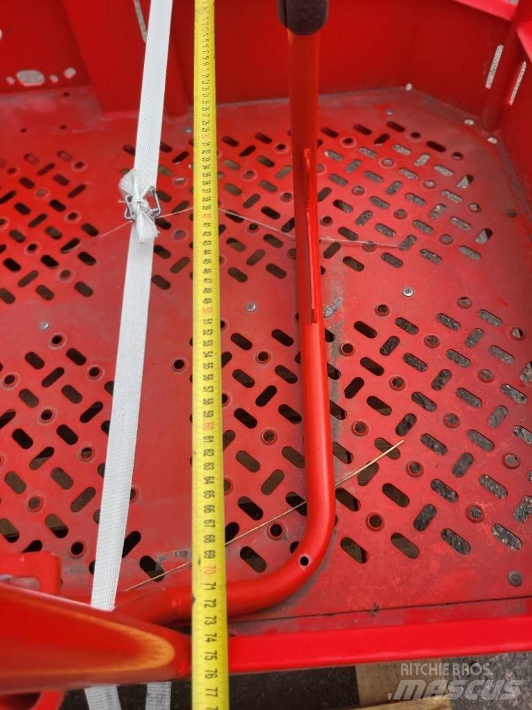 Manitou ATJ 200 kori Piattaforme cingolate, Piattaforme a ragno e Montacarichi