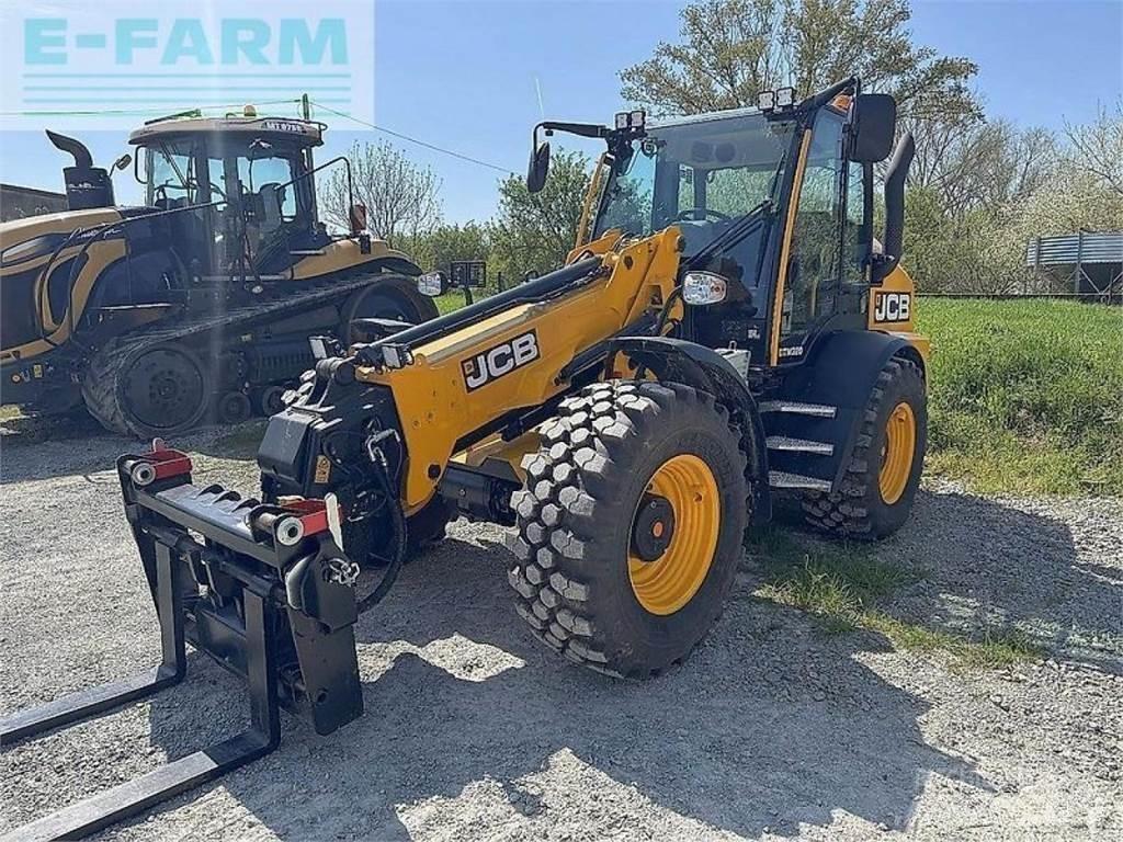 JCB tm 320 agri Pale gommate
