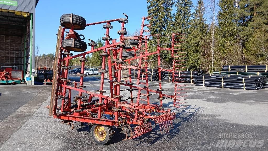 Väderstad NZ    7,4m Erpici