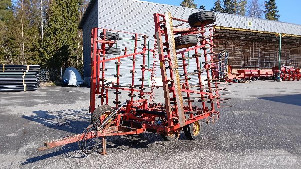 Väderstad NZ    7,4m Erpici