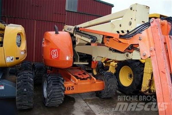 JLG 450 AJ (15 metros) Piattaforme a braccio articolato
