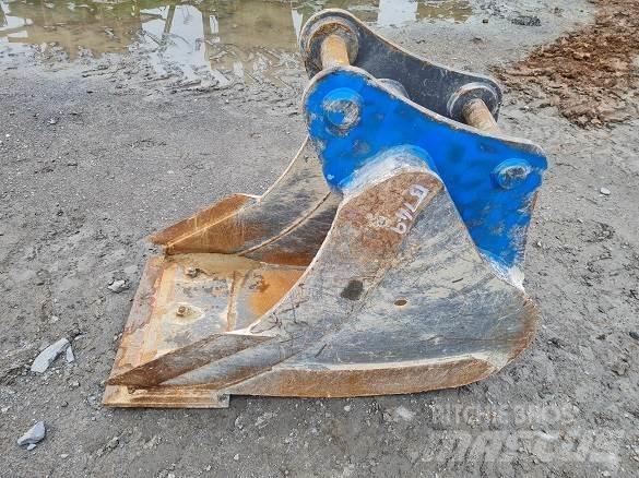  2' BUCKET, 60mm PINS Benne