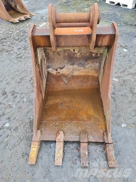  3' BUCKET, 80mm PINS Benne