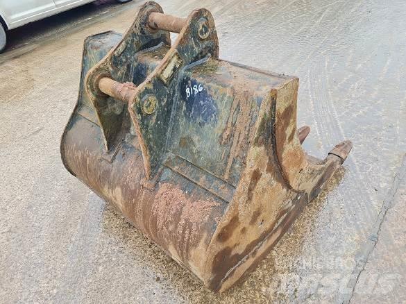  4' BUCKET, 65mm PINS Benne