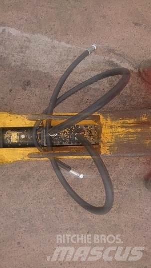 Arrowhead S40 Costruzioni - Altro