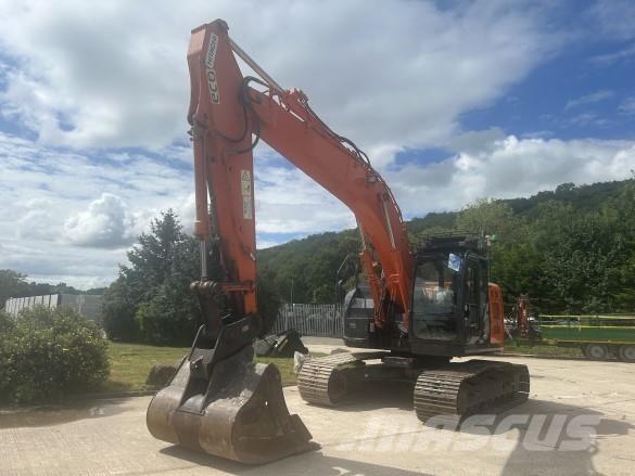 Hitachi ZX225 Escavatori cingolati
