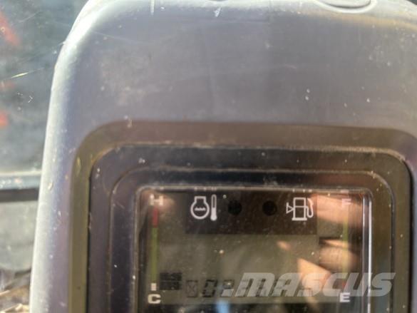 Komatsu PC130-7 Escavatori cingolati