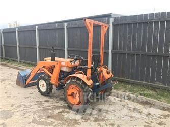 Kubota B7100D Terne