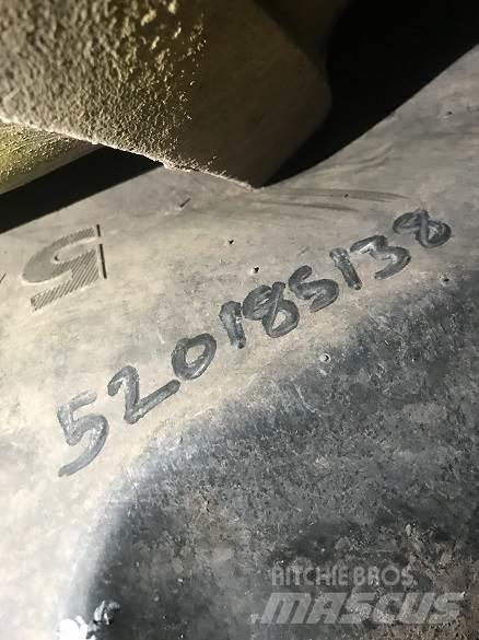  TYRES Pneumatici, ruote e cerchioni