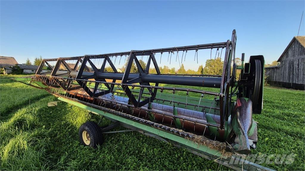 John Deere 1177 Mietitrebbiatrici