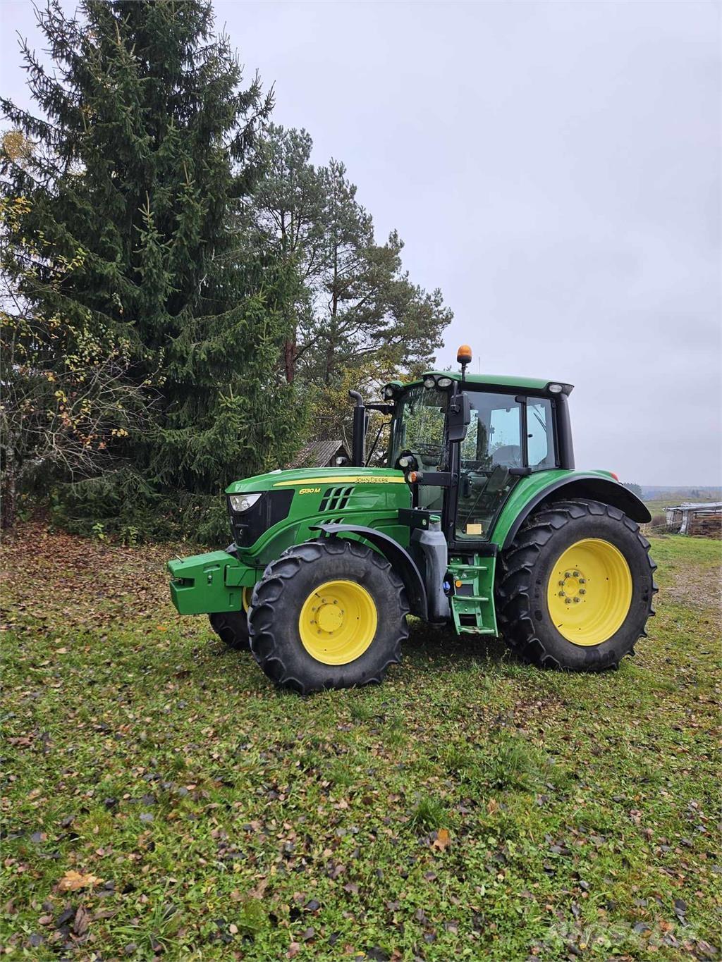 John Deere 6130M Trattori