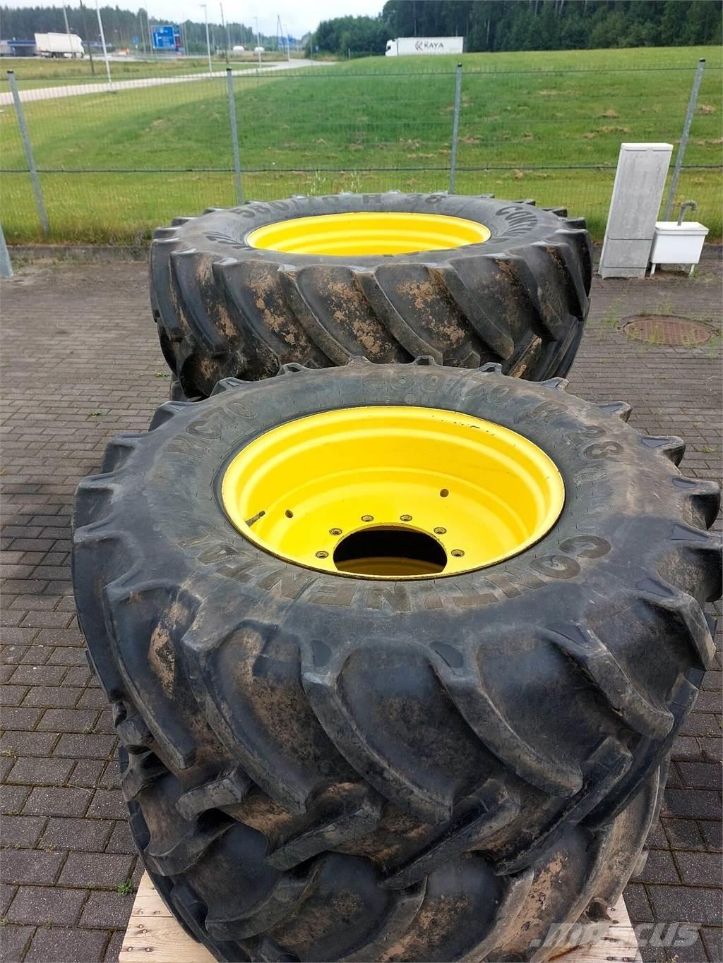 John Deere 6140R Trattori