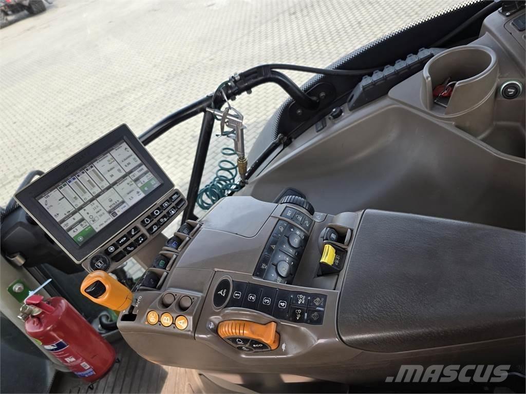 John Deere 6215R Trattori