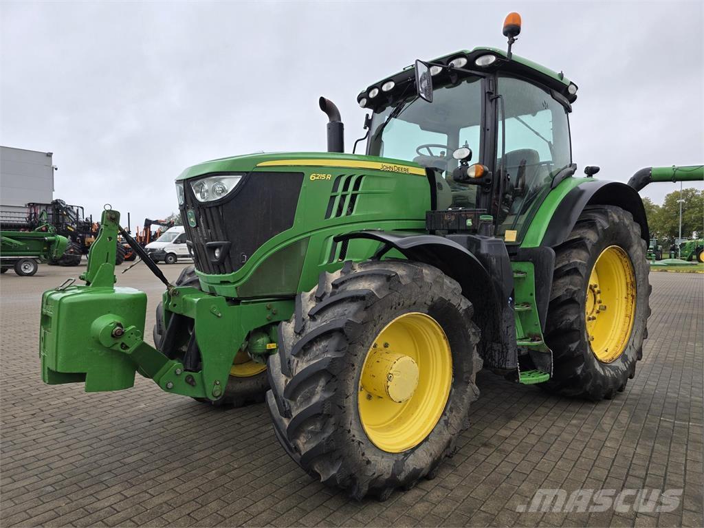 John Deere 6215R Trattori