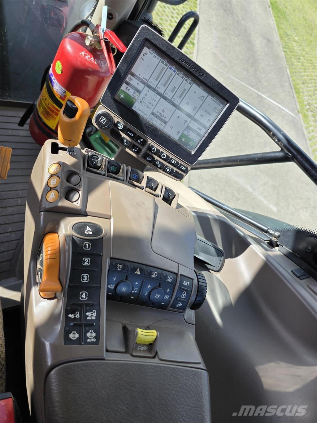 John Deere 6215R Trattori