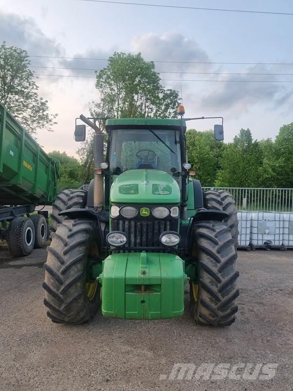 John Deere 7820 Trattori