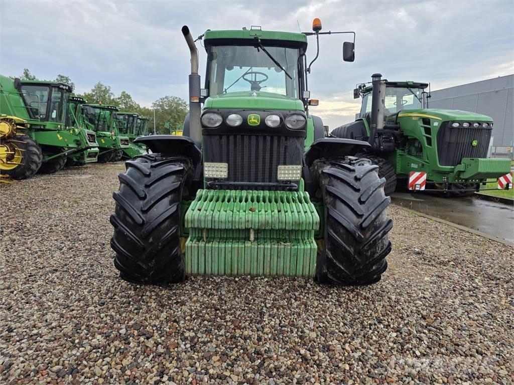 John Deere 8220 Trattori