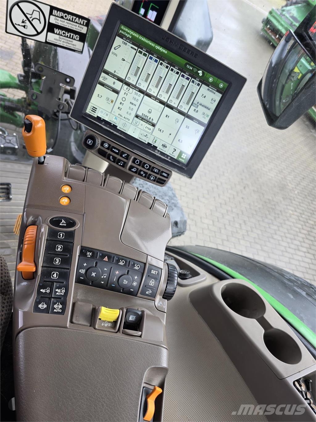 John Deere 8320R Trattori