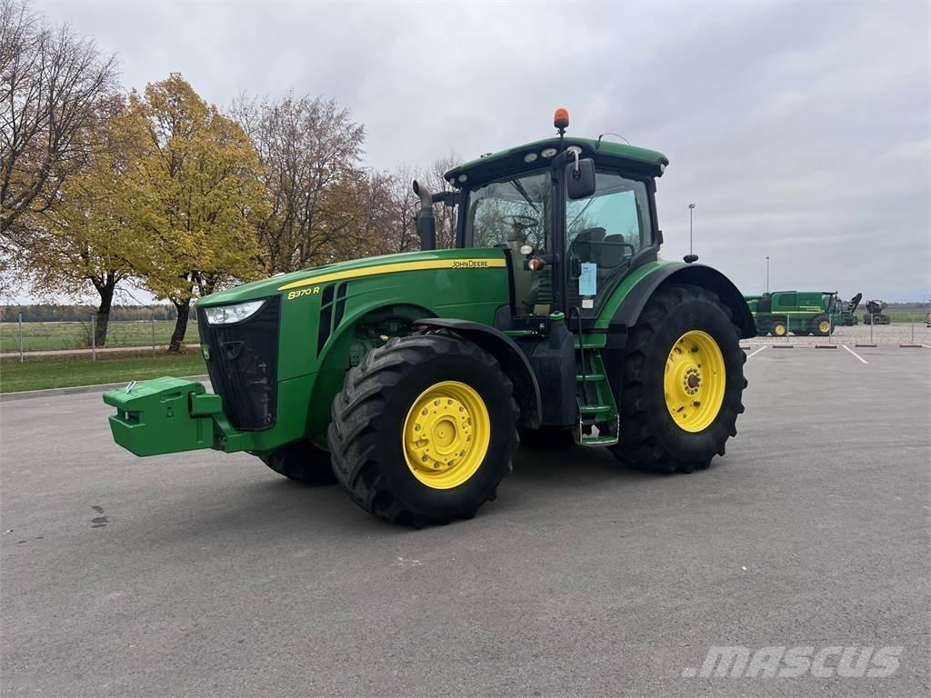 John Deere 8370R Trattori