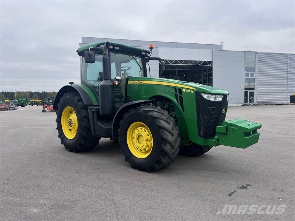 John Deere 8370R Trattori