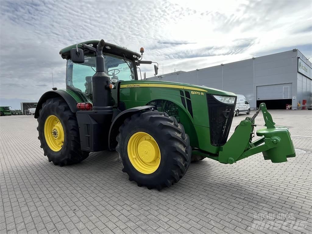 John Deere 8370R Trattori
