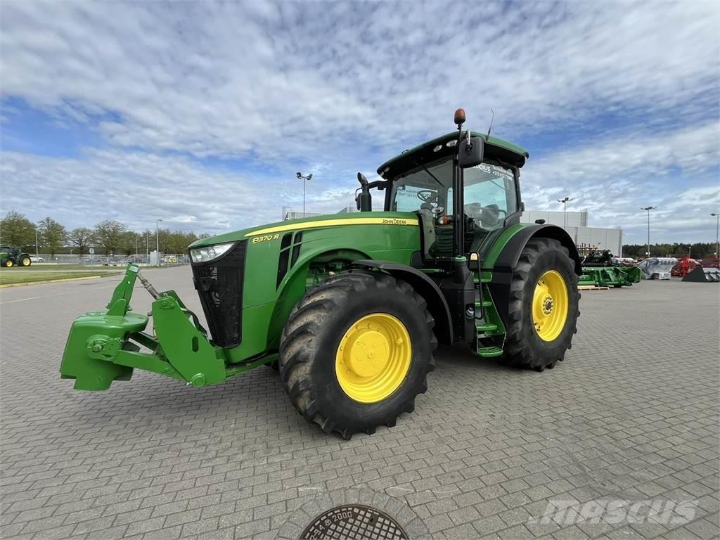 John Deere 8370R Trattori