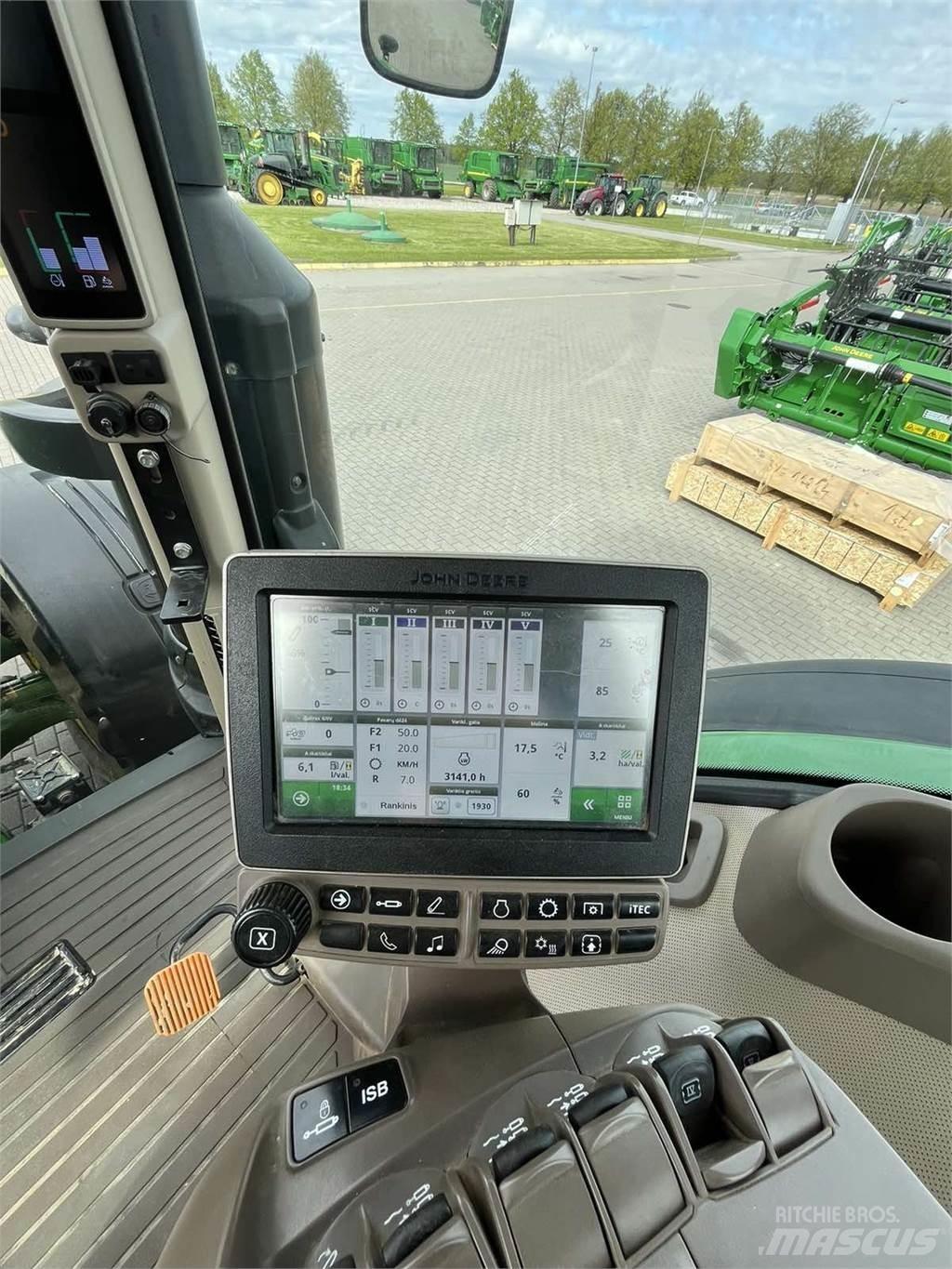 John Deere 8370R Trattori