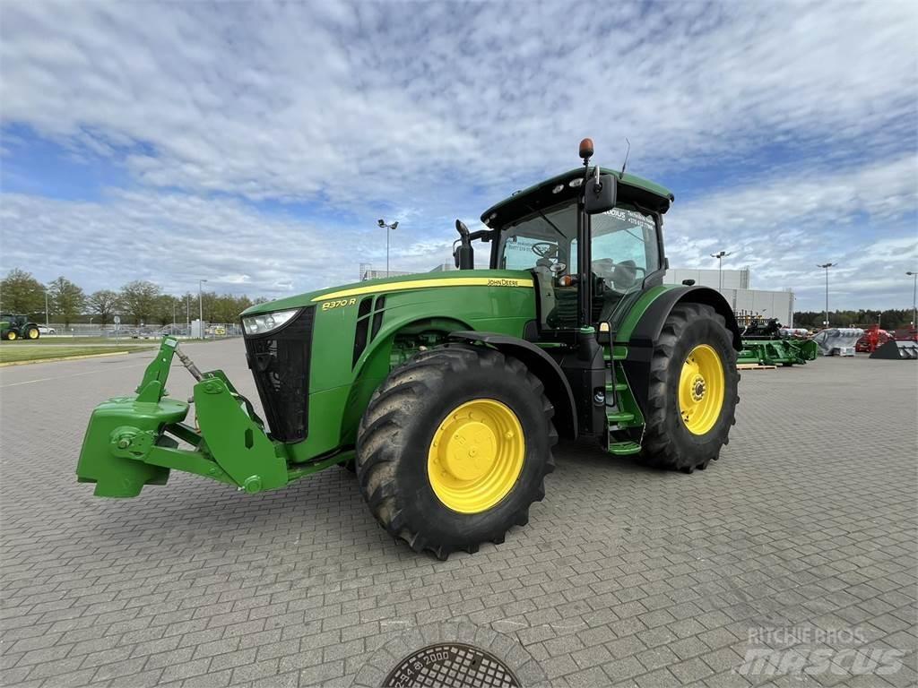 John Deere 8370R Trattori